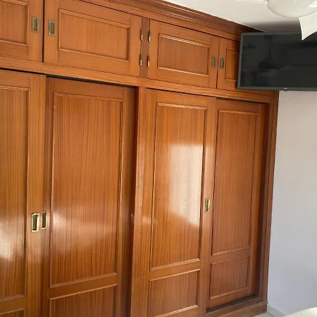 Centro Privada En Compartidos Homestay Malaga