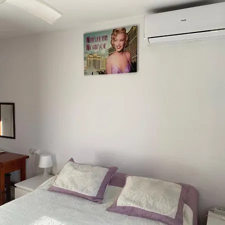 Centro Privada En Compartidos Homestay *