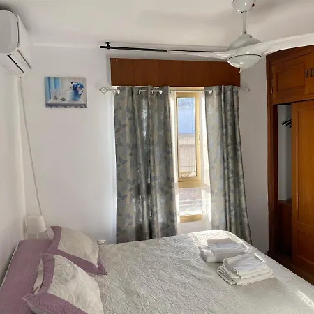 Centro Privada En Compartidos Homestay Malaga