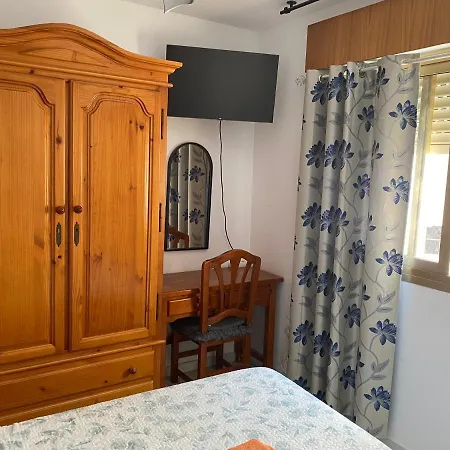 Centro Privada En Compartidos Homestay Malaga