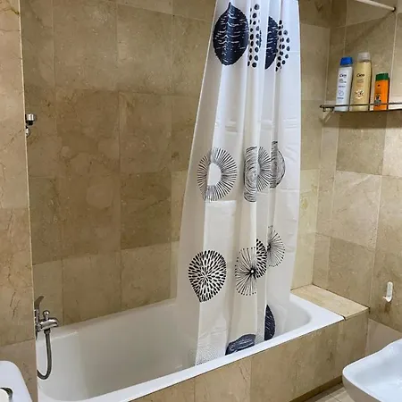 Centro Privada En Compartidos Homestay