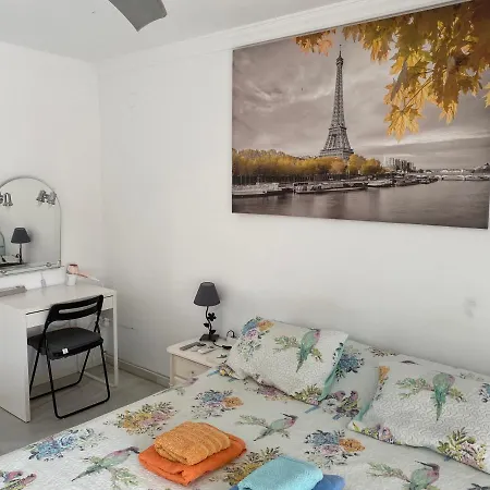 Centro Privada En Compartidos Alloggio in famiglia Málaga
